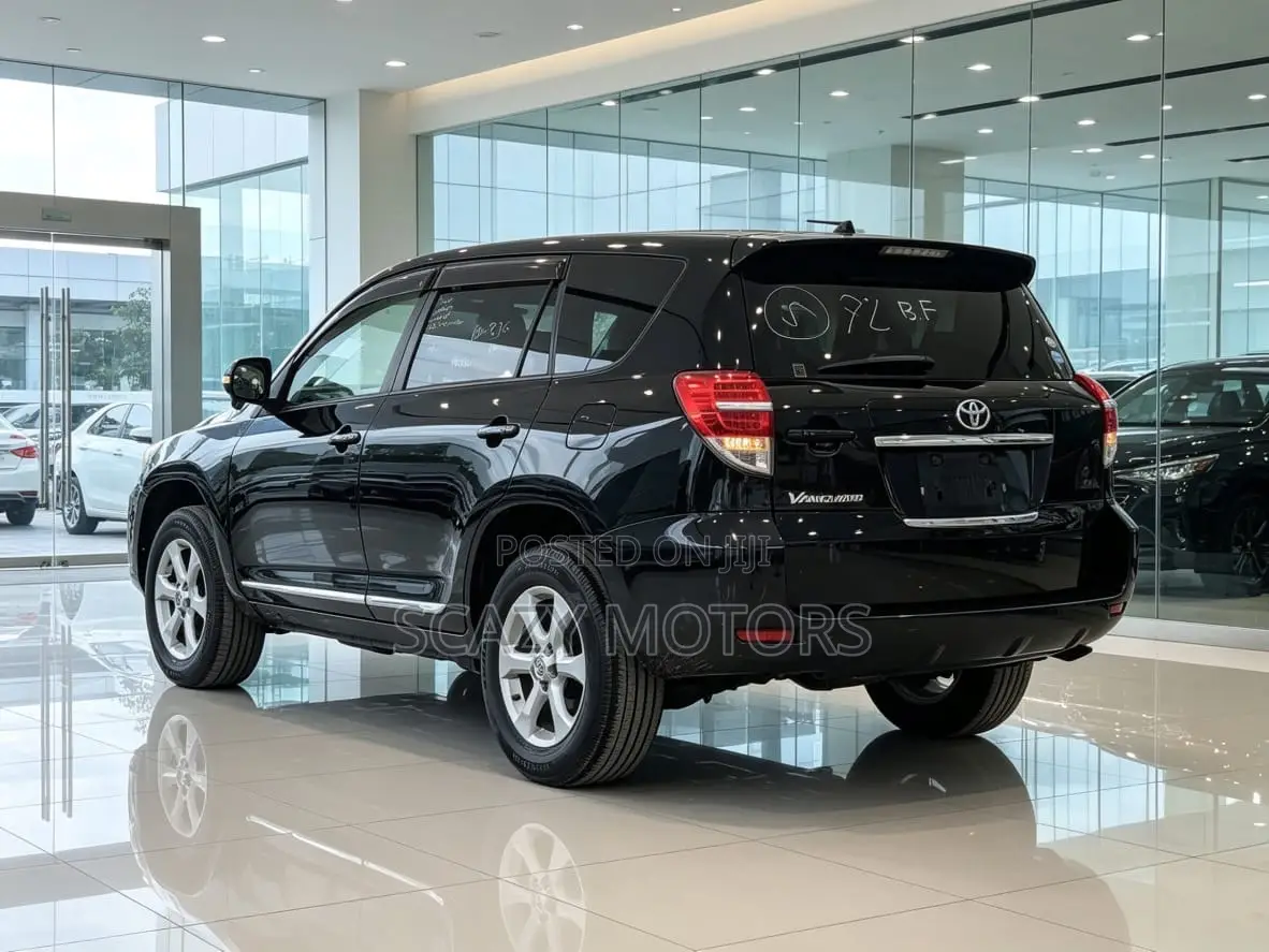 Toyota Vanguard 2011 Black