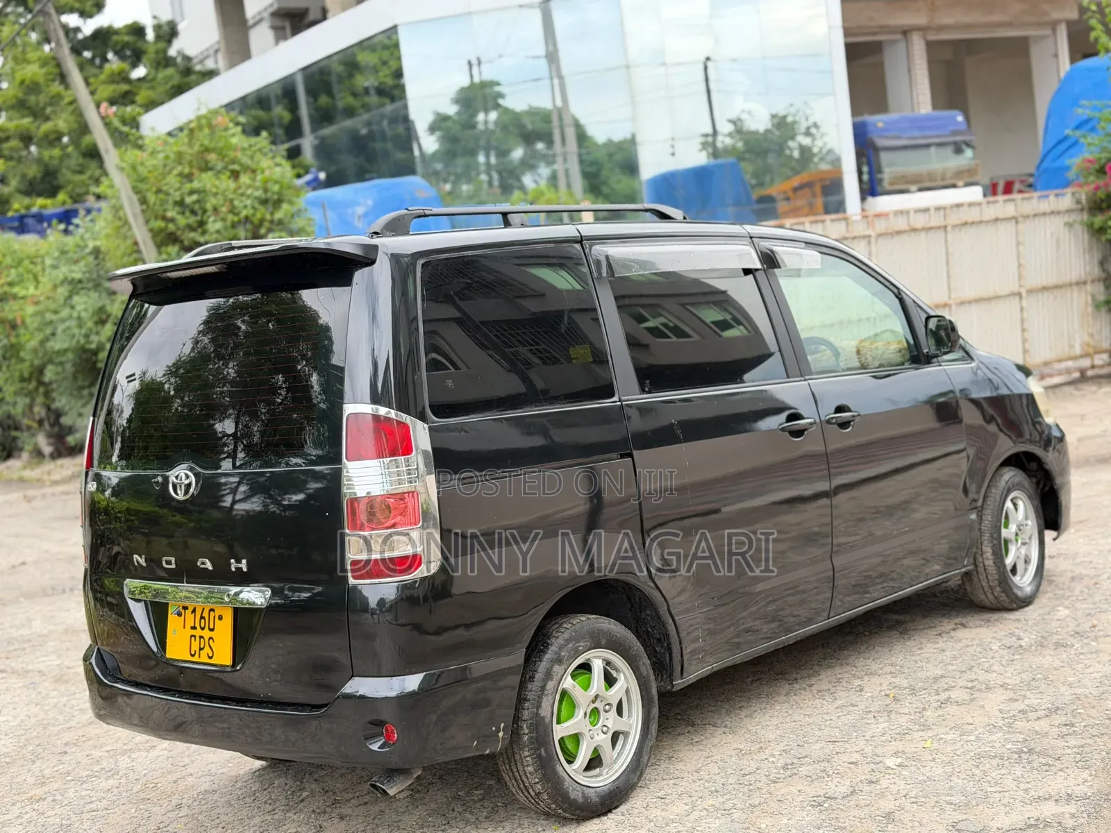 Toyota Noah 2005 Black