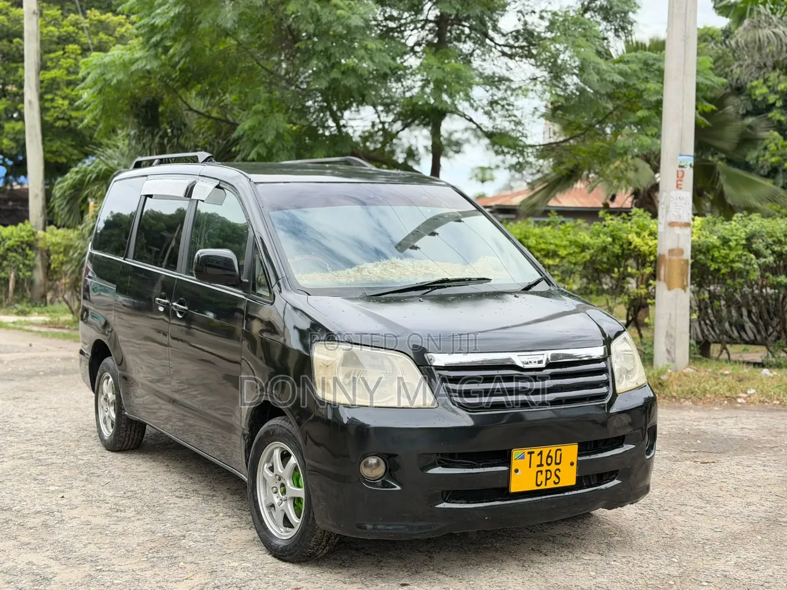 Toyota Noah 2005 Black