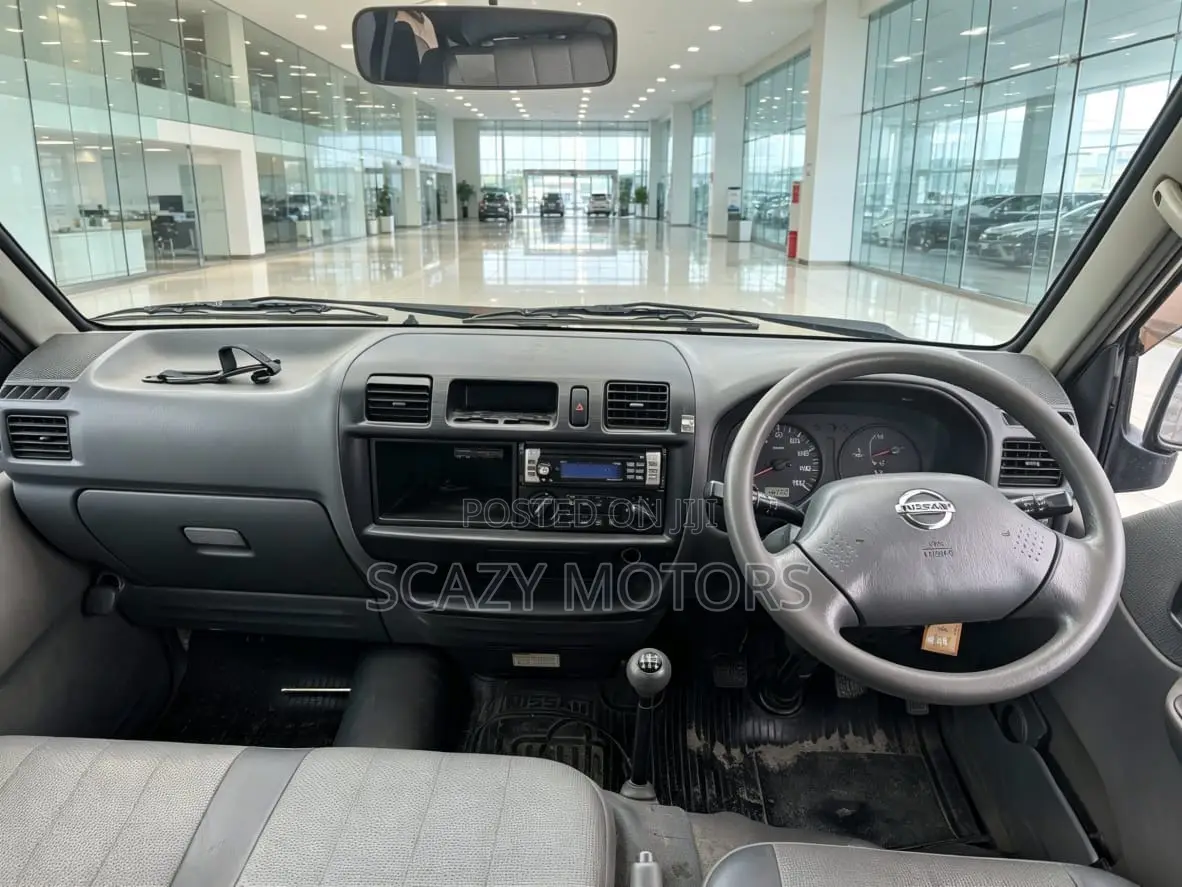Nissan Vanette 2010 White