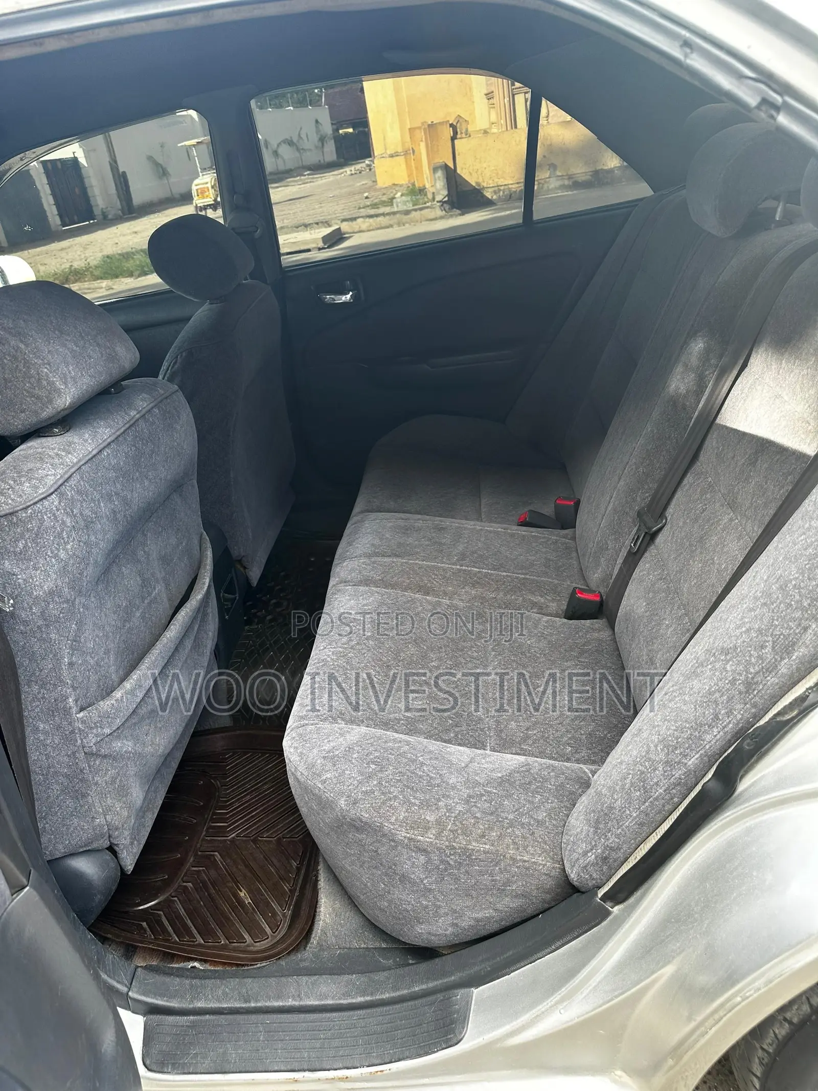 Toyota Carina 1999 Silver