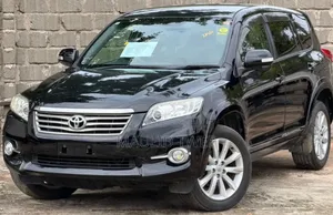 Toyota Vanguard 2011 Black