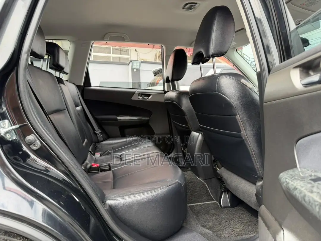 Subaru Forester 2011 Black