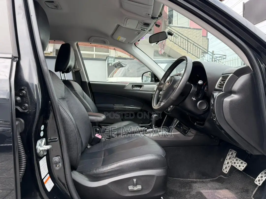Subaru Forester 2011 Black