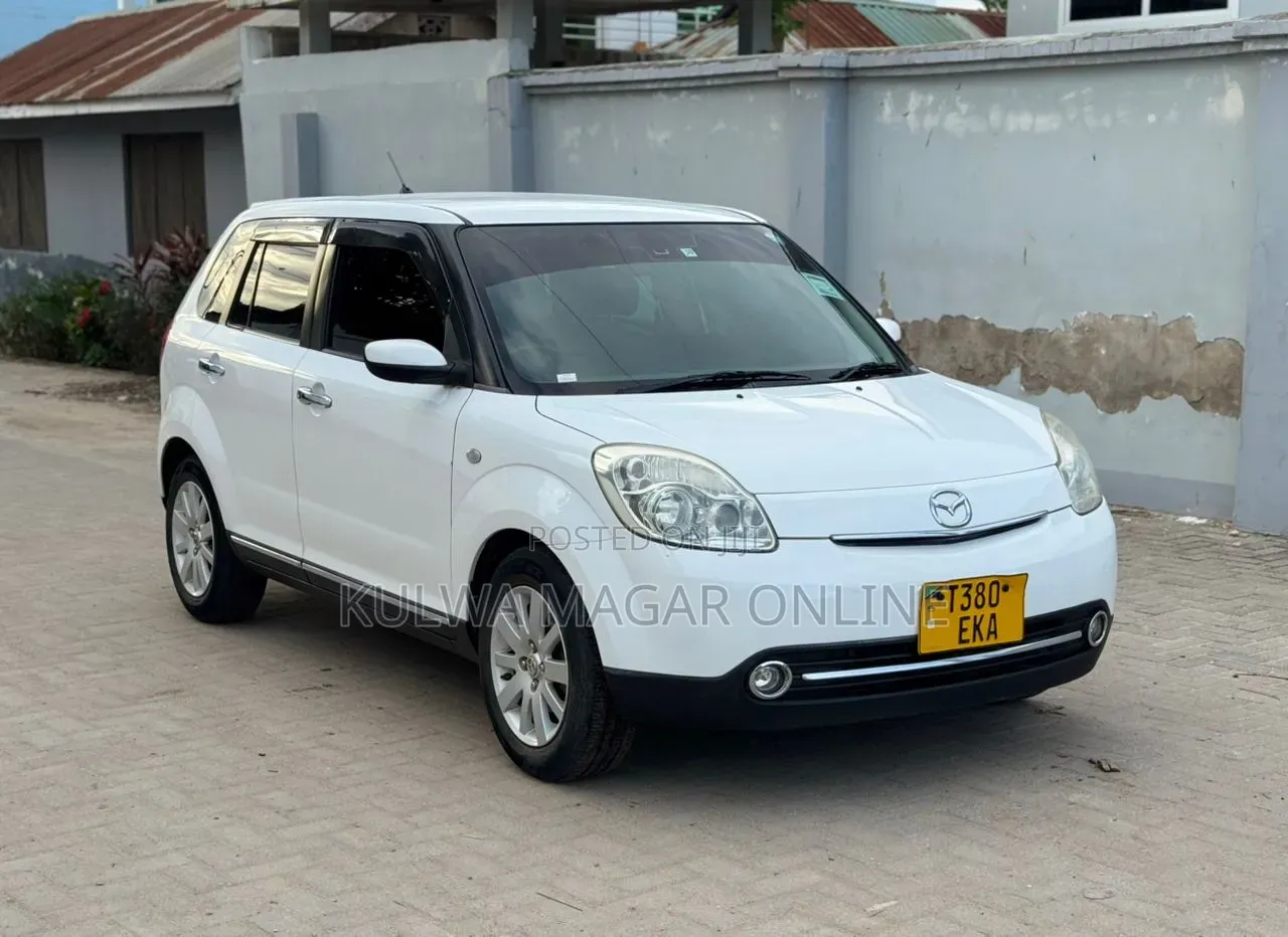 Mazda Verisa 2008 White