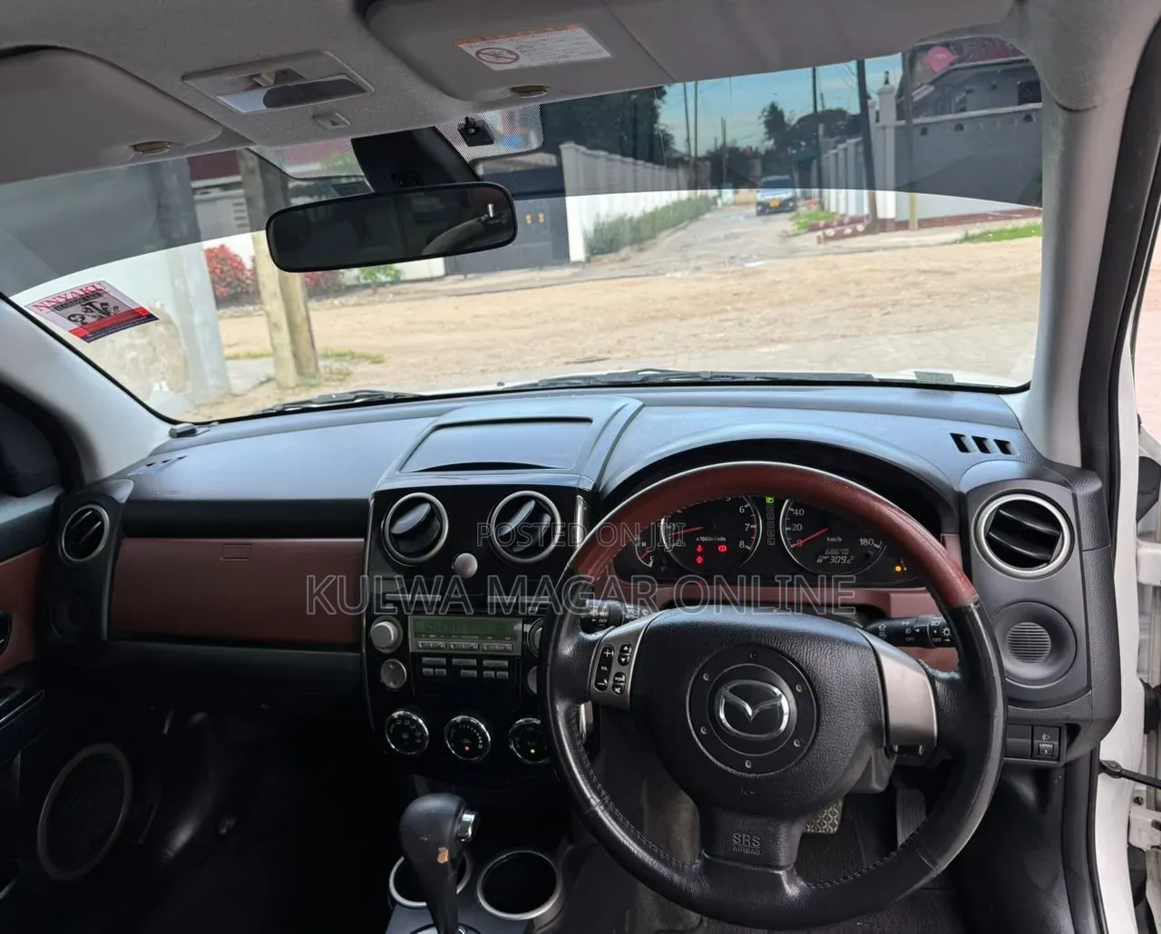 Mazda Verisa 2008 White