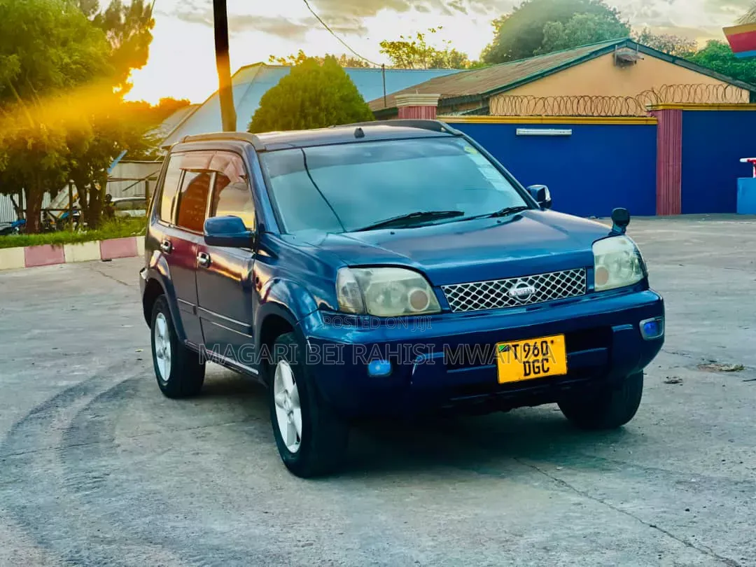 Nissan X-Trail 2.0 Comfort 2005 Black