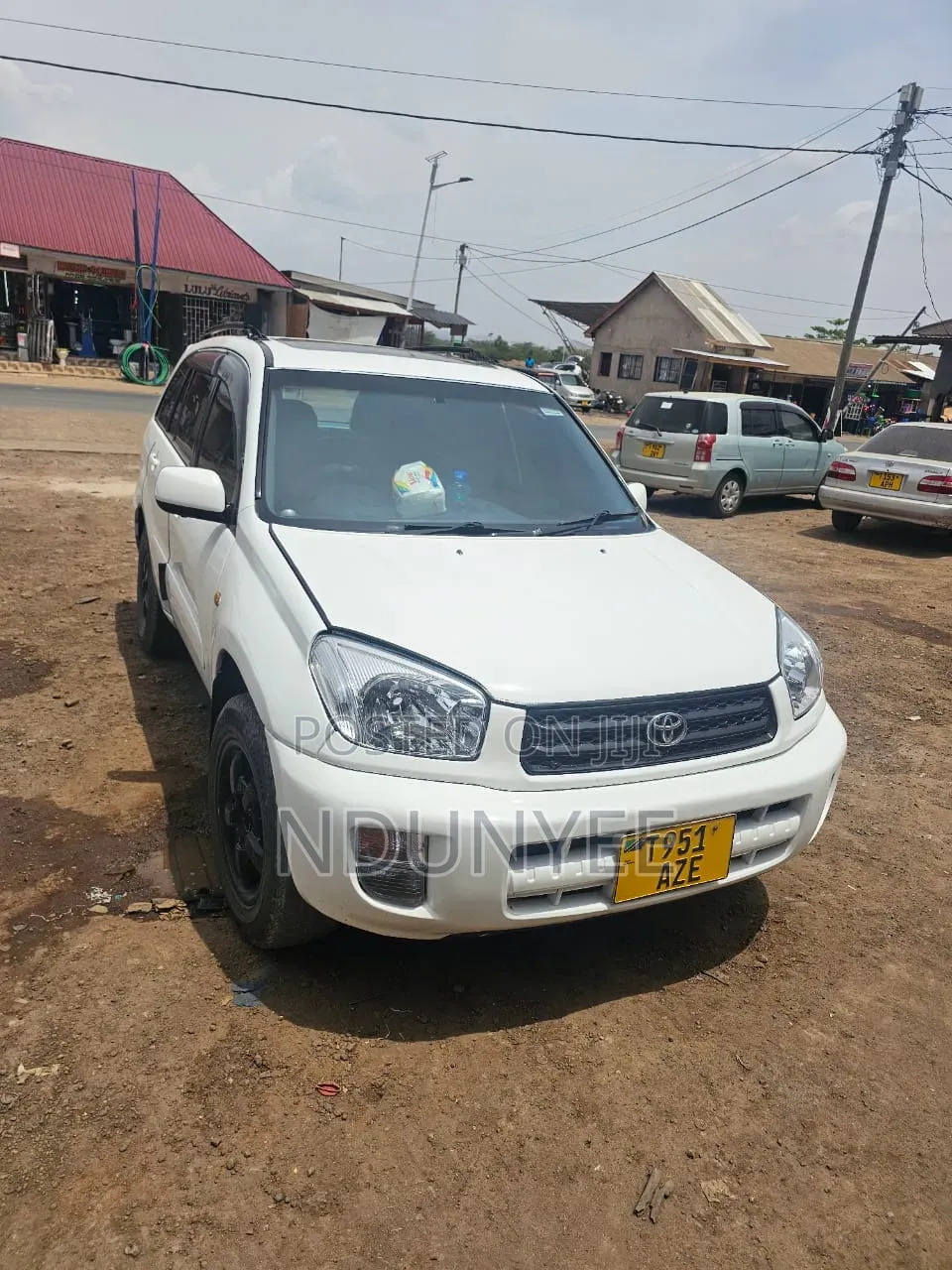 Toyota RAV4 Automatic 2003 White