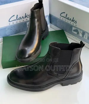 Buti or Clarks Boots Leather Materials Shoes or Footwears High Cutting