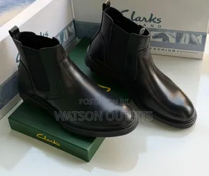 Buti or Clarks Boots Leather Materials Shoes or Footwears High Cutting