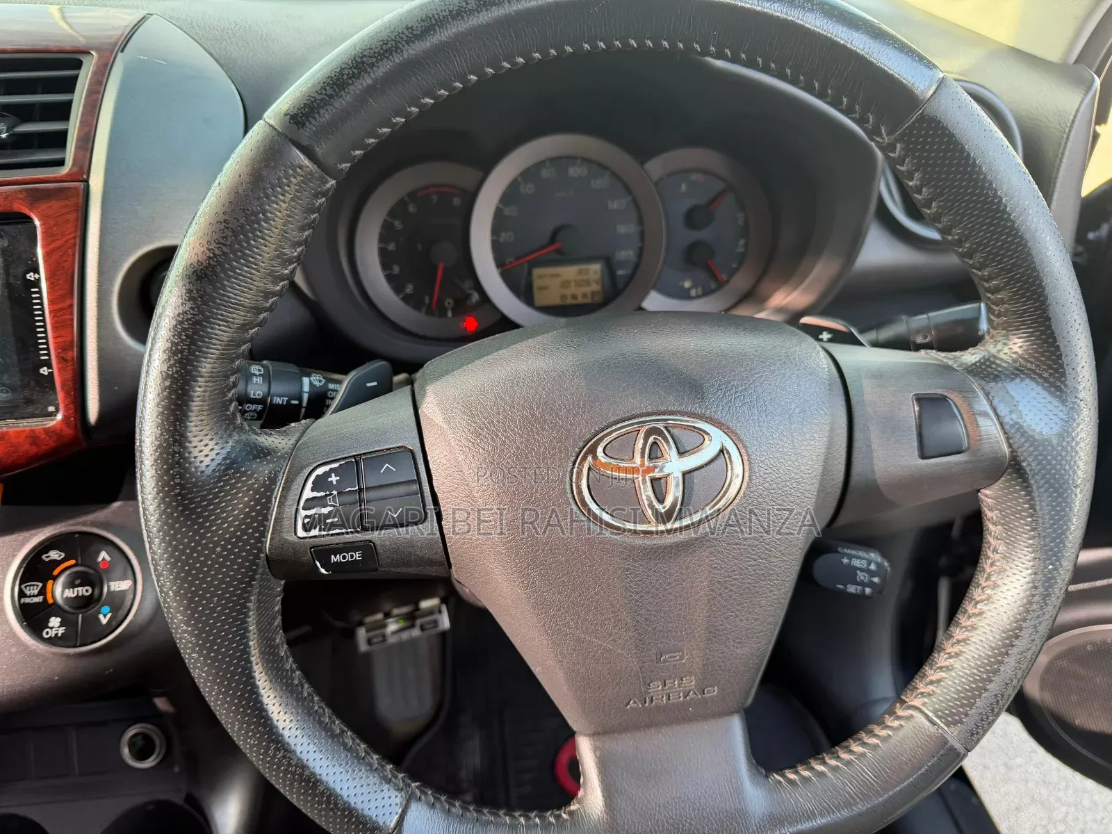 Toyota Vanguard 2010 Black