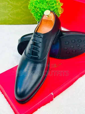 Men's Leather Shoes New and Original 2 Colours Clarks Branded
