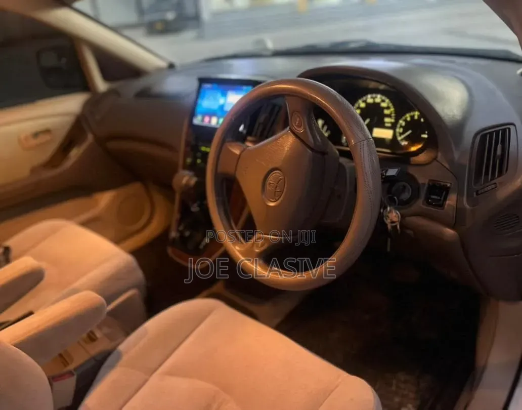 Toyota Harrier 240G Premium L Package 2005 Beige