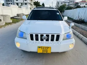 Toyota Kluger 2004 White