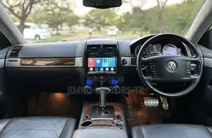 Volkswagen Touareg 2010 White