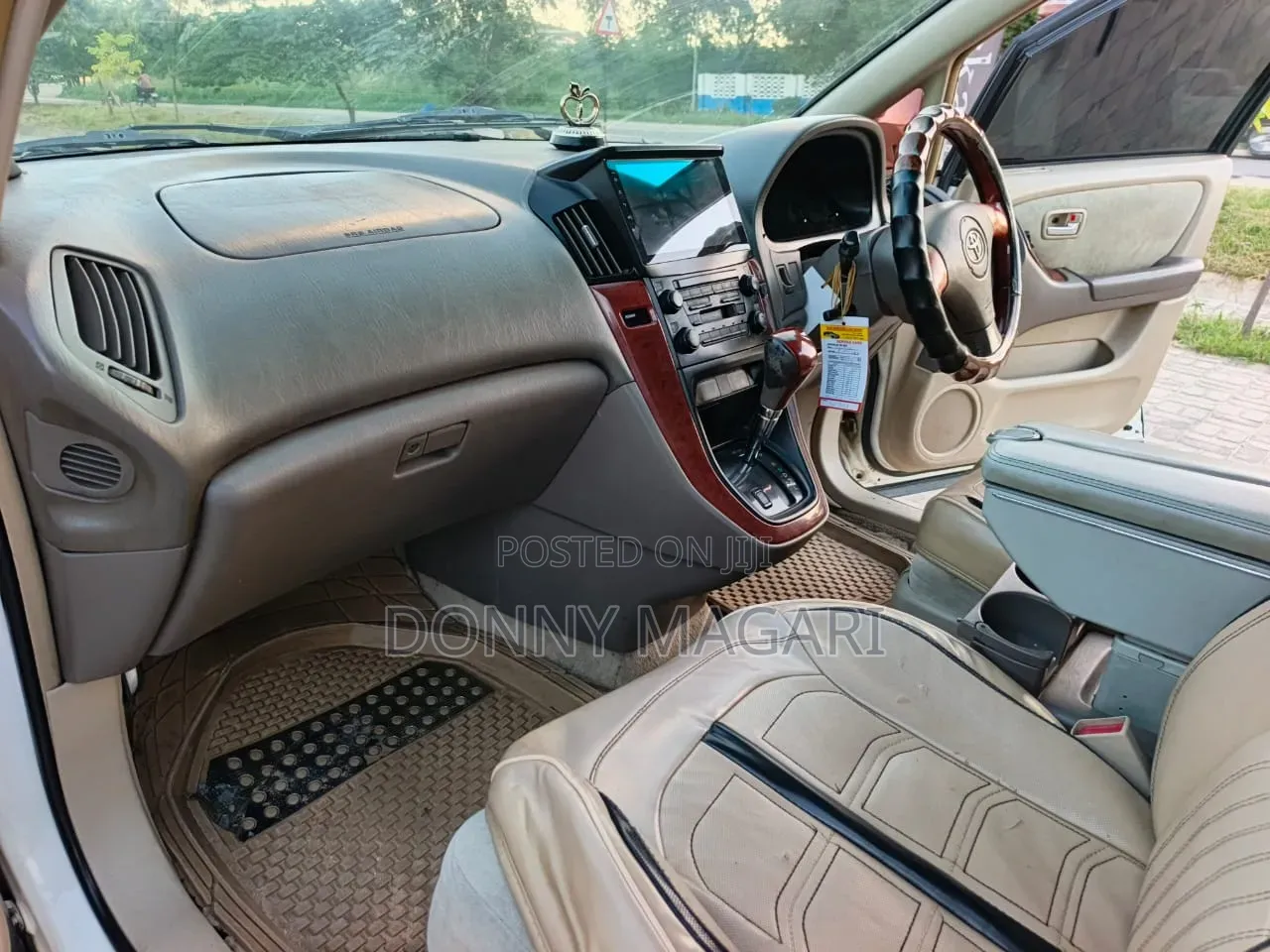 Toyota Harrier 2004 White