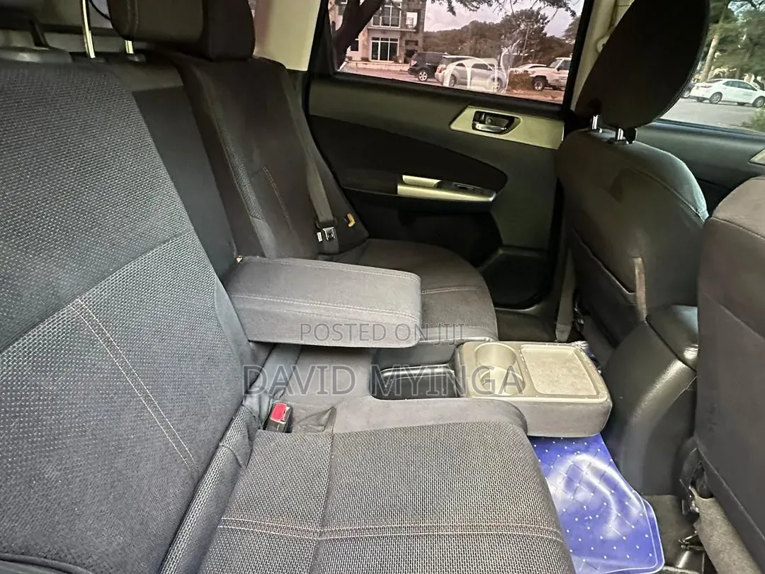 Subaru Forester 2009 Gray
