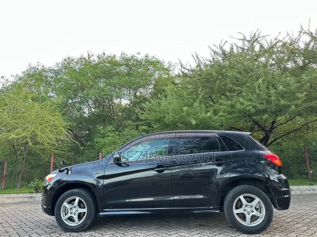 Mitsubishi RVR 2010 Black