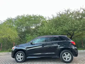 Mitsubishi RVR 2010 Black