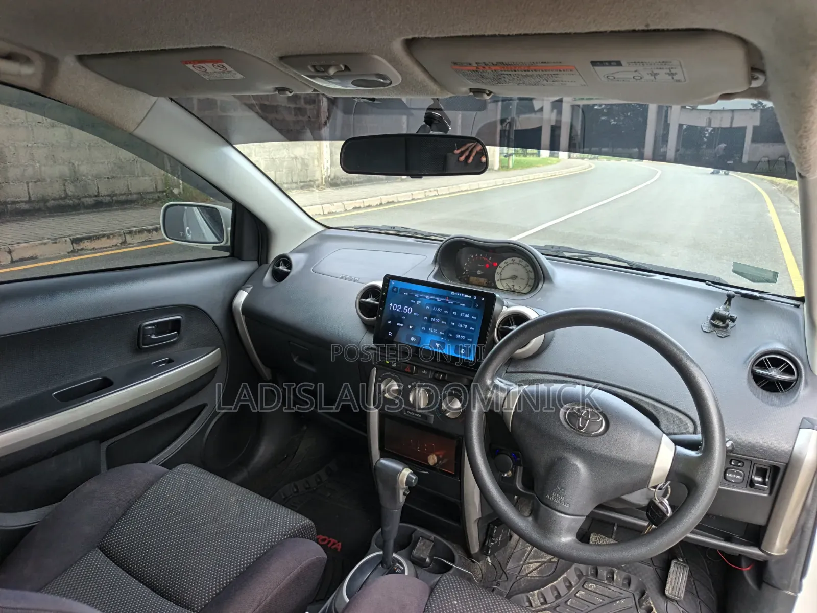 Toyota IST 2004 White