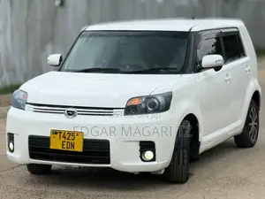 Toyota Corolla Rumion 2007 White
