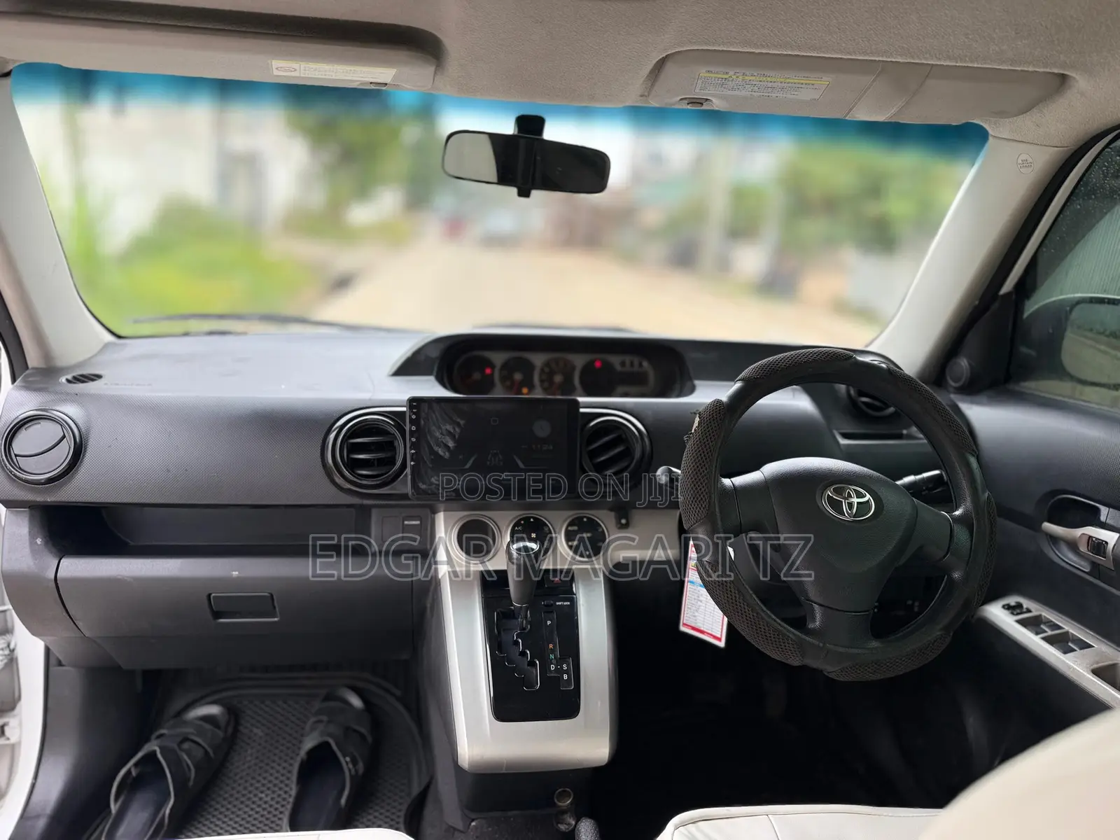 Toyota Corolla Rumion 2007 White