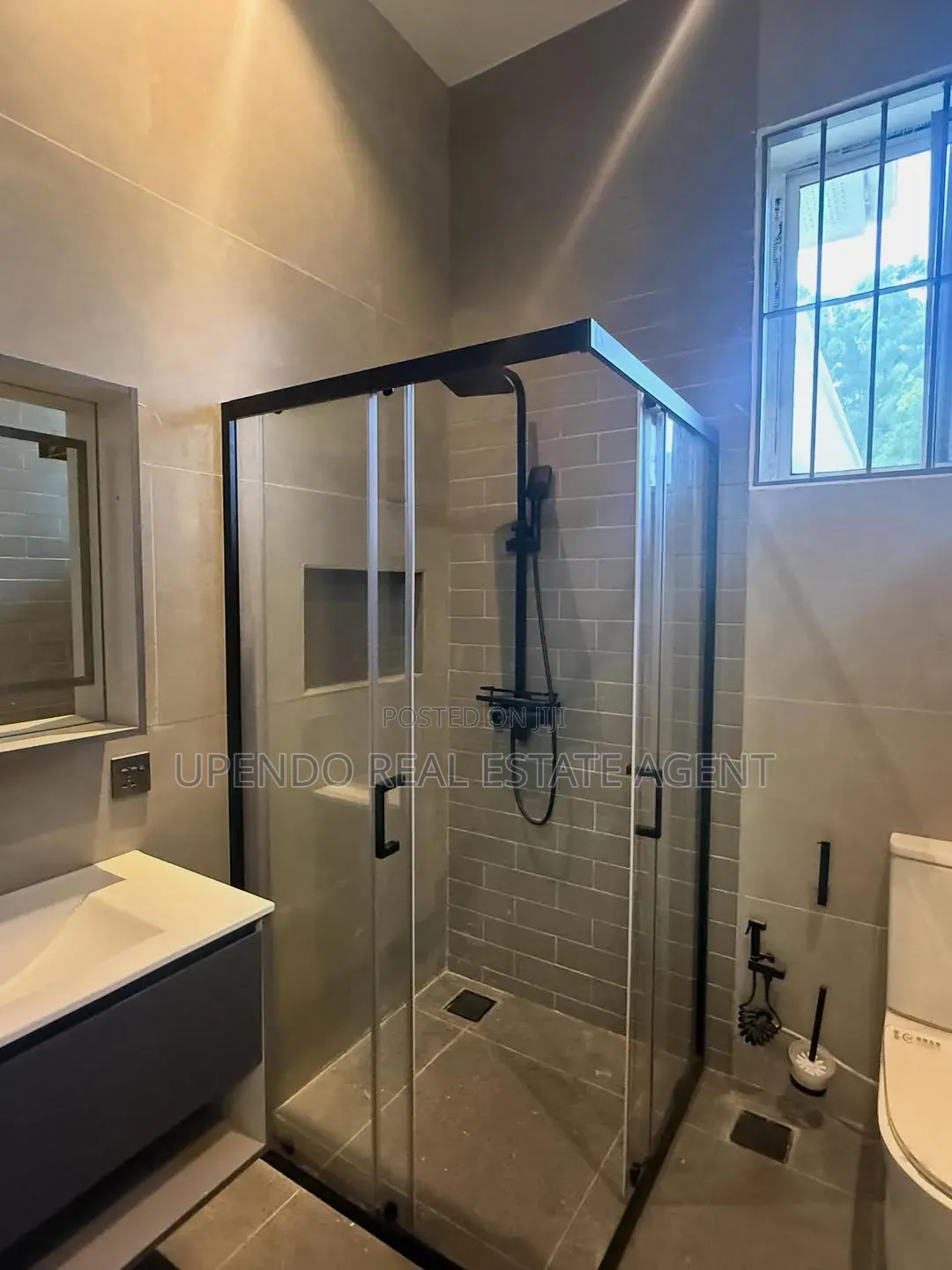 6bdrm Mansion in Ramada Hotel, Mbezi Beach for sale