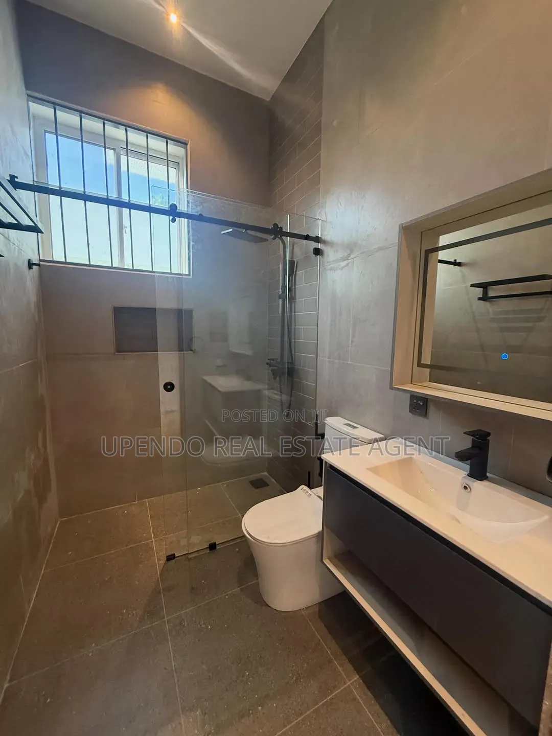 6bdrm Mansion in Ramada Hotel, Mbezi Beach for sale