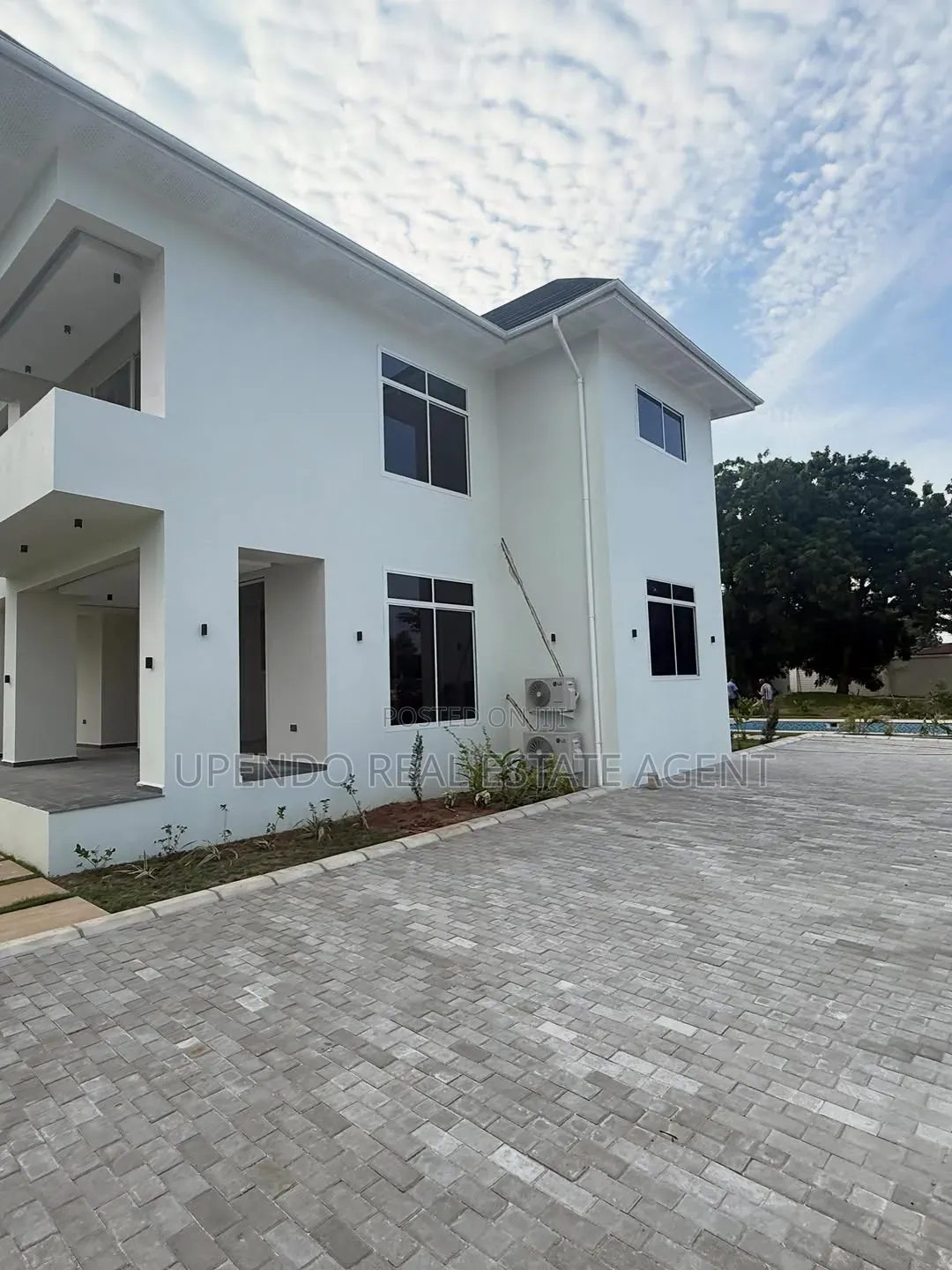 6bdrm Mansion in Ramada Hotel, Mbezi Beach for sale