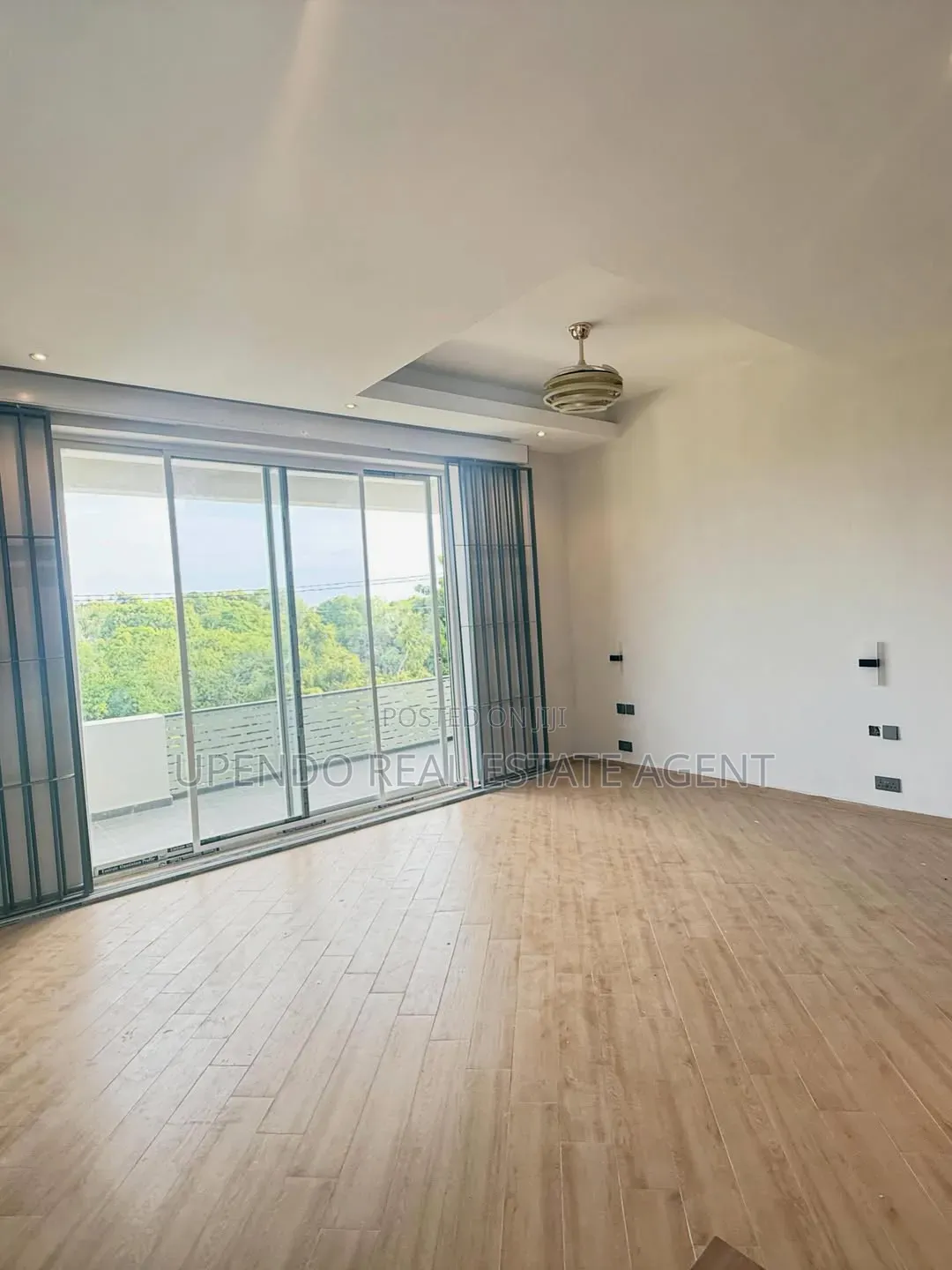 6bdrm Mansion in Ramada Hotel, Mbezi Beach for sale