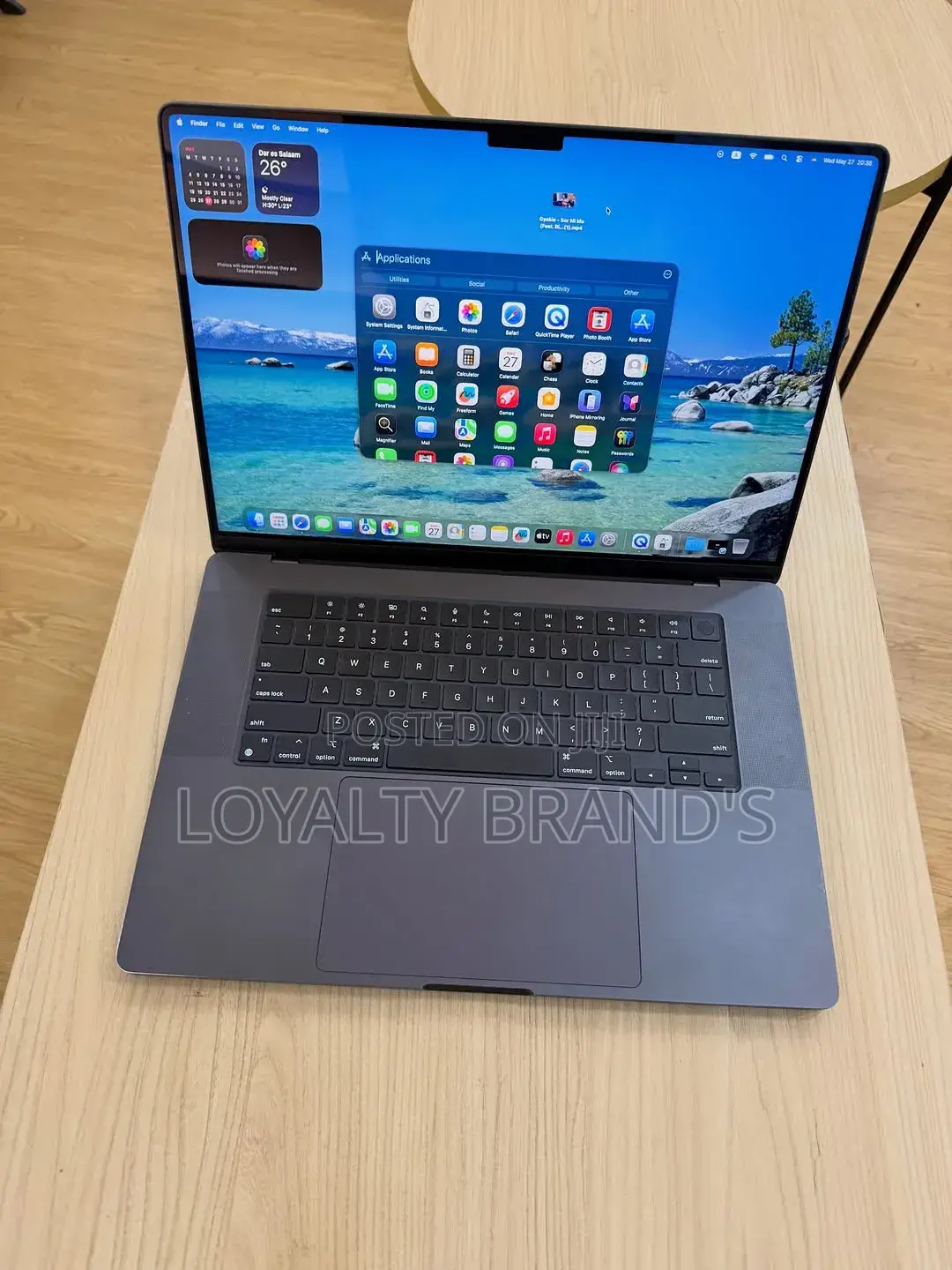 New Laptop Apple MacBook Pro 2024 M4 Pro 48GB Apple M4 Pro SSD 512GB