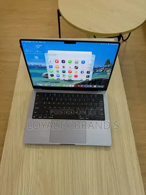 New Laptop Apple MacBook Pro 2021 M1 16GB Apple M1 Pro SSD 512GB