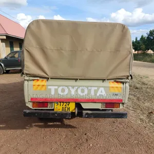 Toyota Land Cruiser 1999 Beige