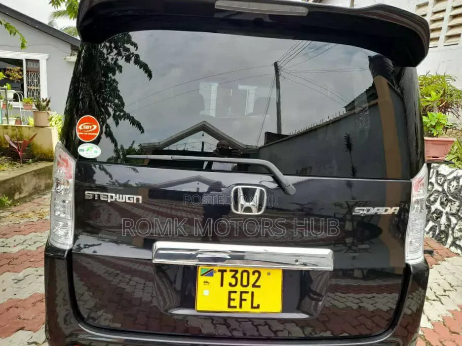 Honda Stepwgn 2012 Black