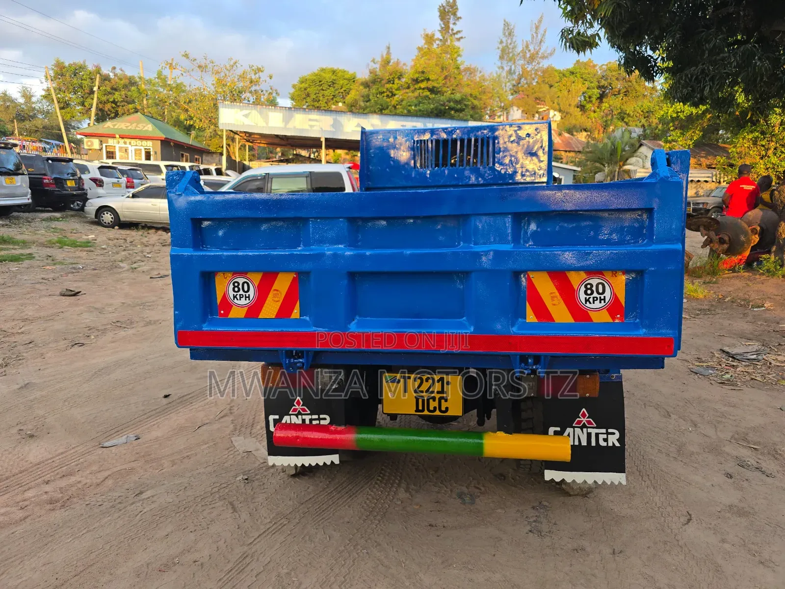 Canter Tipper