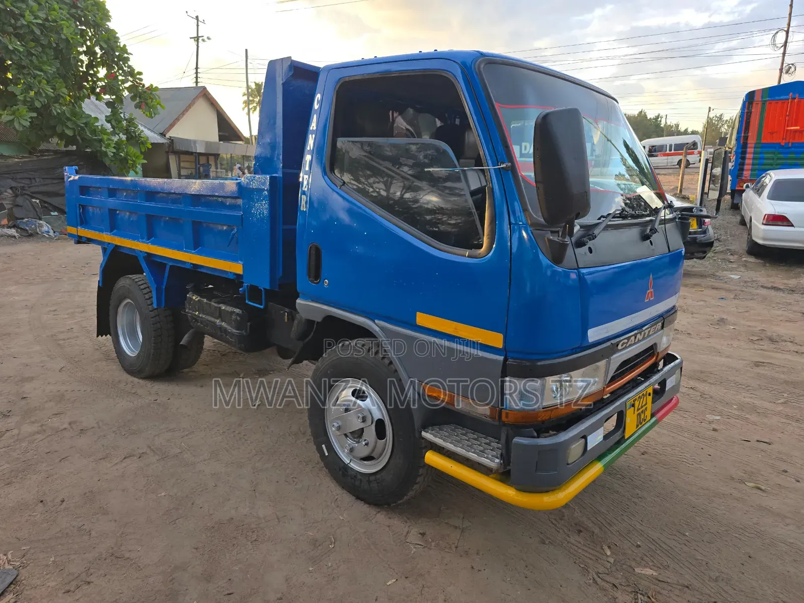 Canter Tipper
