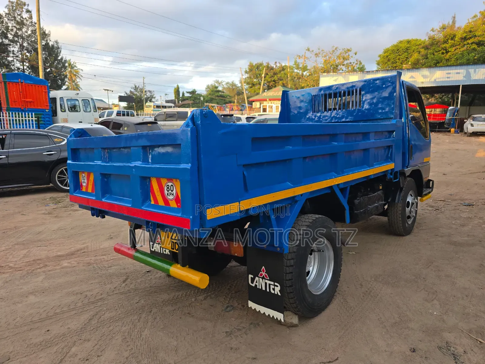 Canter Tipper