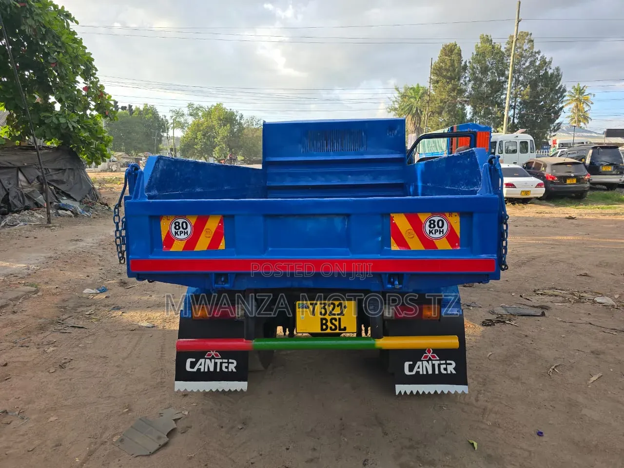 Canter Mayai Tipper