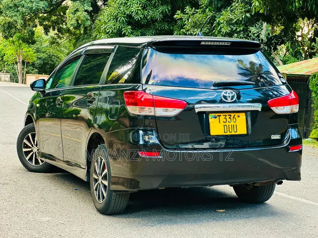Toyota Wish 2010 Black