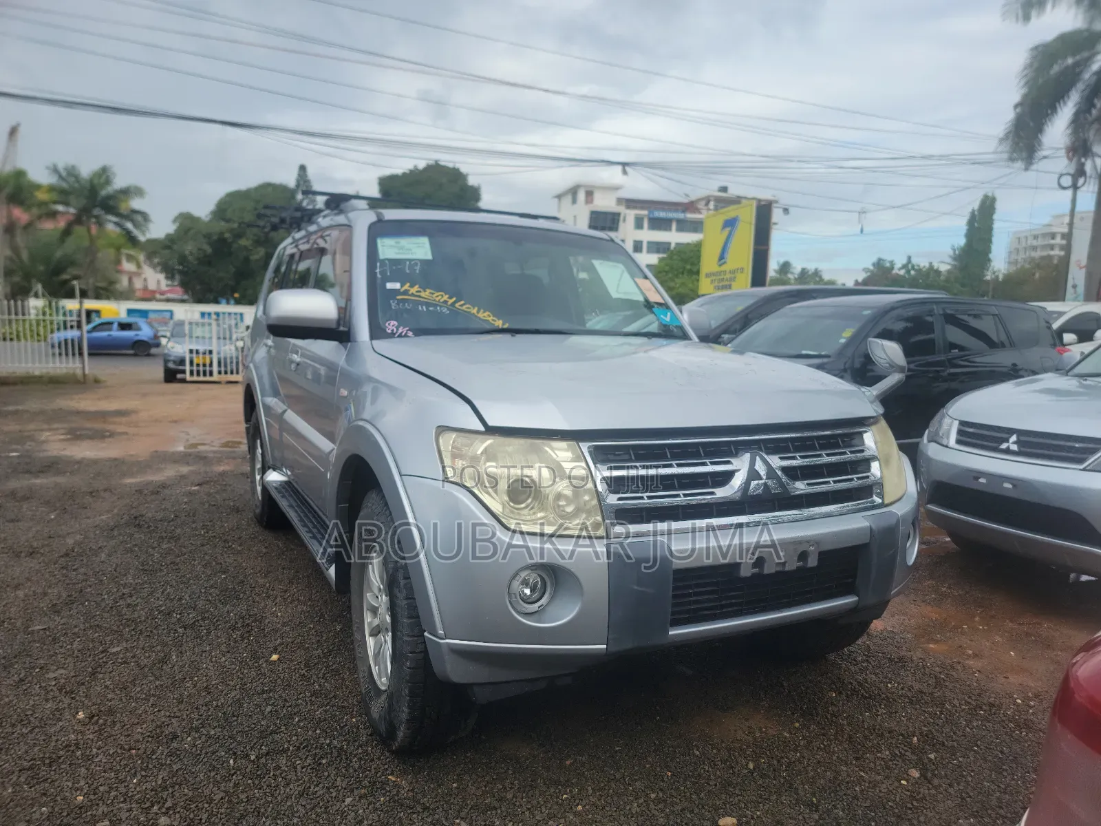 Mitsubishi Pajero 2010 Silver