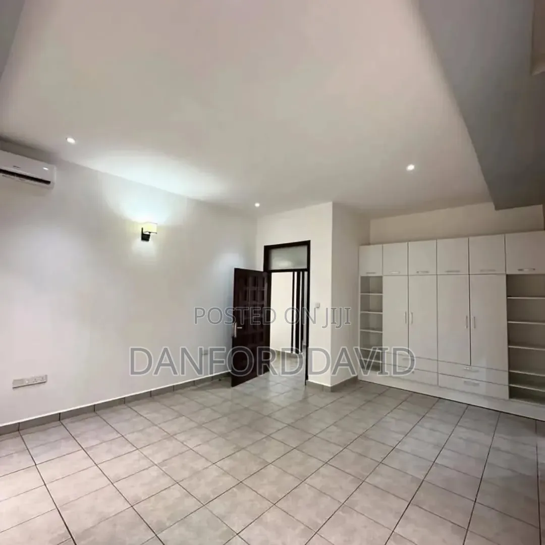 4bdrm House in Kahwa Real Estate, Kunduchi for sale