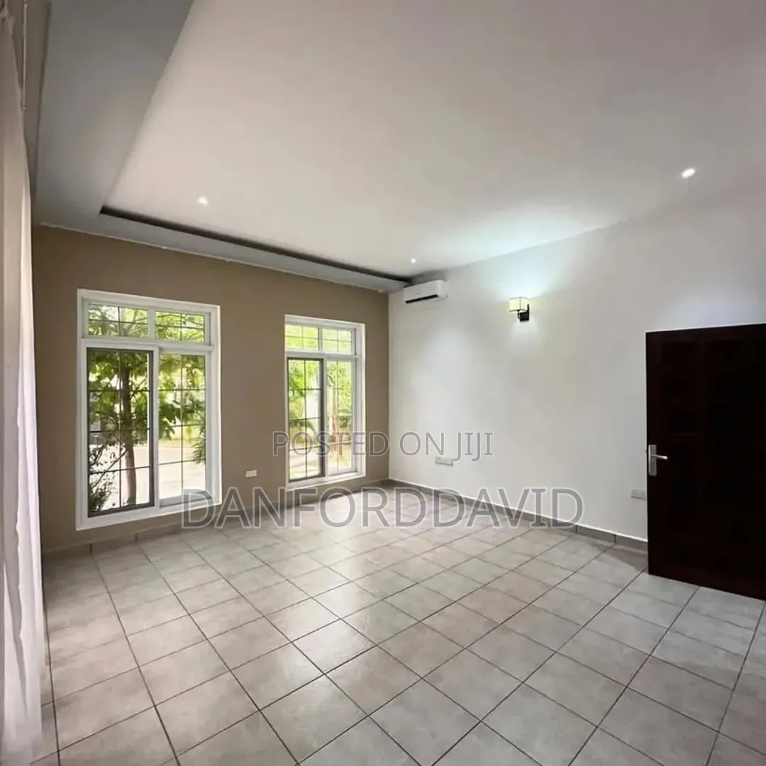 4bdrm House in Kahwa Real Estate, Kunduchi for sale