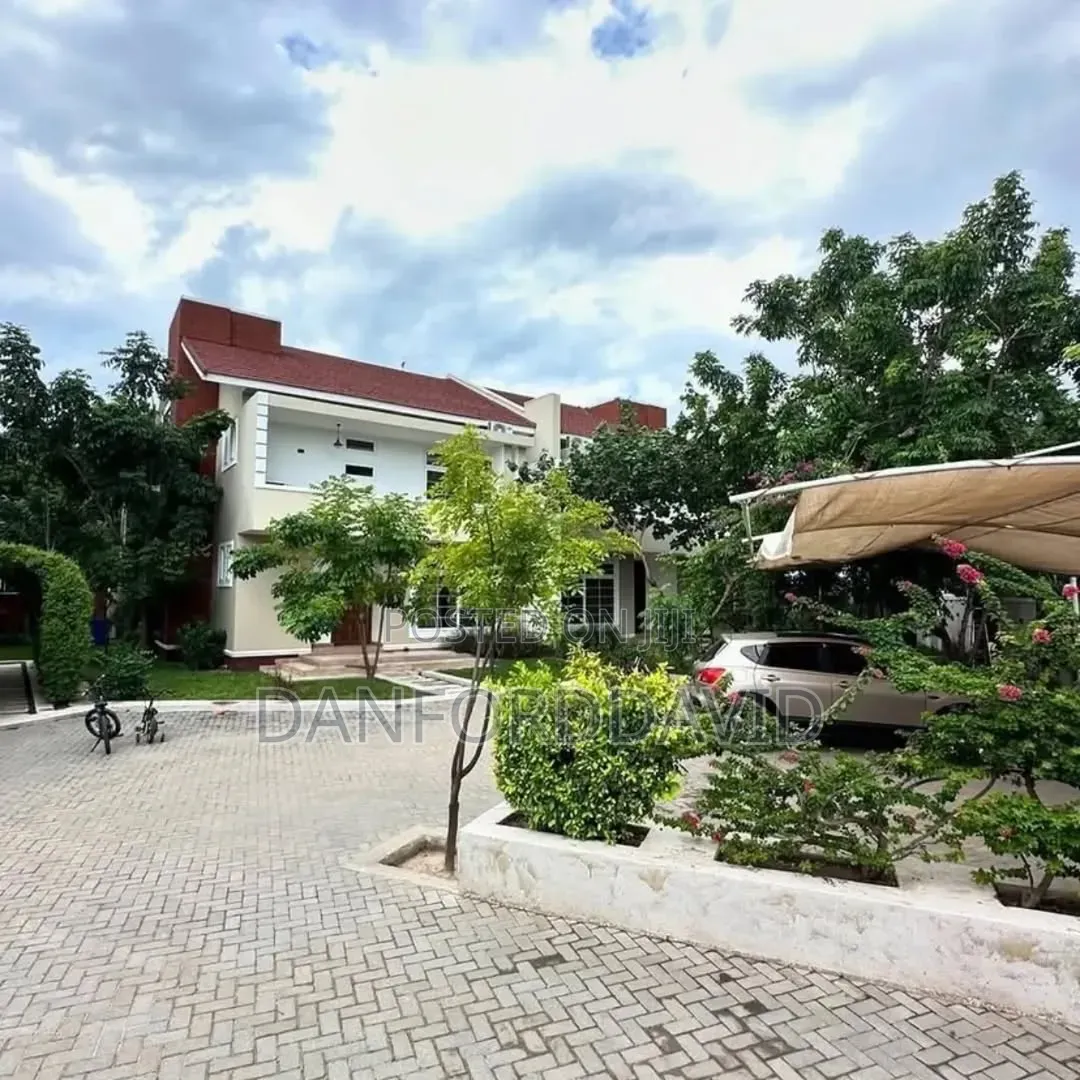 4bdrm House in Kahwa Real Estate, Kunduchi for sale