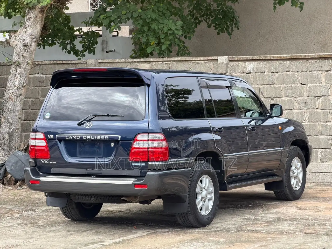 Toyota Land Cruiser 2004 Blue