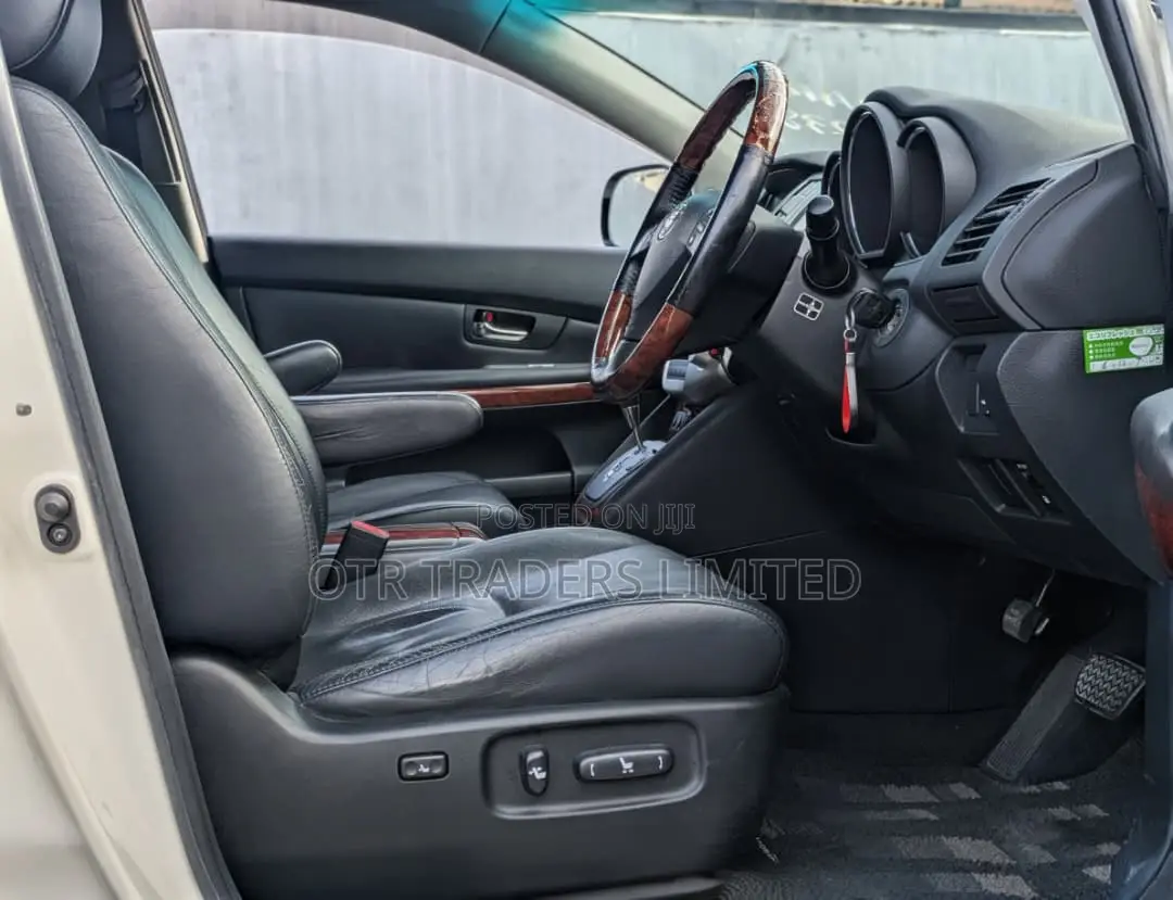 Toyota Harrier 2007 White