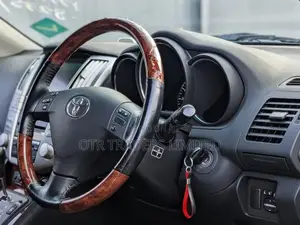 Toyota Harrier 2007 White