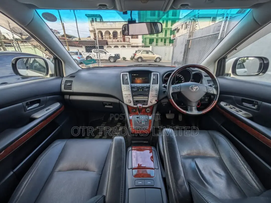 Toyota Harrier 2007 White