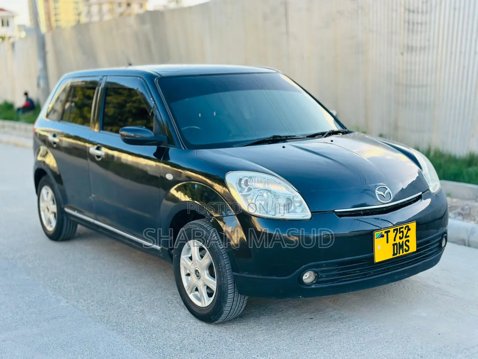 Mazda Verisa 2008 Black