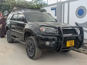 Toyota Hilux Surf 2005 Black