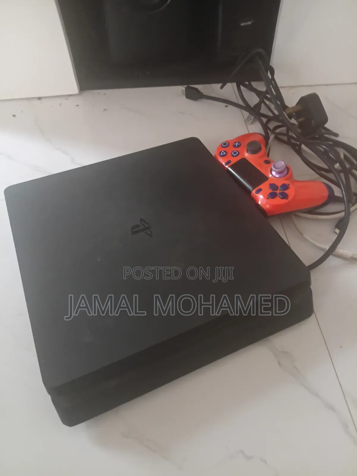 Playstation 4 Slim ,5 Games , 2 Controllers 850,000/=